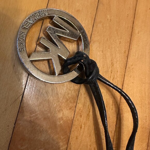 Michael Kors Black Leather Shoulder Purse with Gold Strap Links and Gold Pendant - Picture 5 of 16